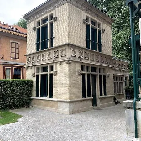 Pavillon Independant En Plein Centre De Pour 1 A 4 Pers