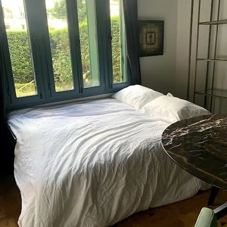 Ferienhaus Pavillon Independant En Plein Centre De Pour 4 Pers Max *